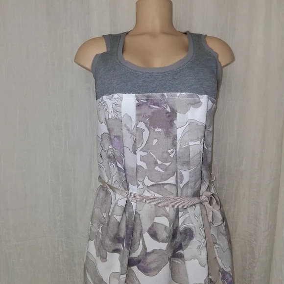 Simply Vera Vera Wang Women Size M Gray and White Floral Midi Dress - Picture 4 of 16